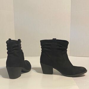 Arizona Jean Co. Black Suede Ankle Boots. 2.5 inch heal.